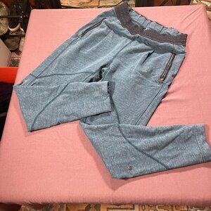 Lululemon blue jogger sweatpants - size 6 - zipper pockets - 26" inseam